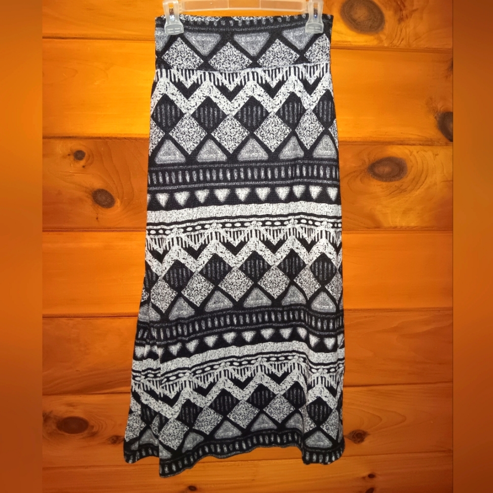 Soft tribal maxi skirt